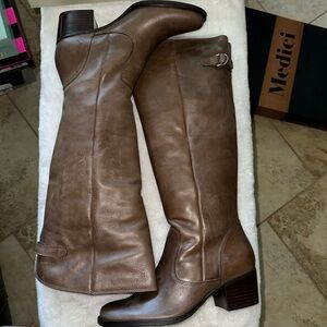 Brand new condition Matisse knee high leather boots